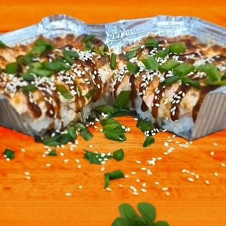 Фото Горячий рис с тунцом